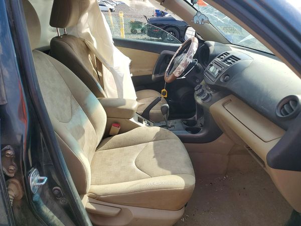 2012 TOYOTA RAV4 Standard