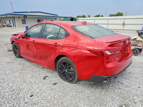 2025 TOYOTA CAMRY