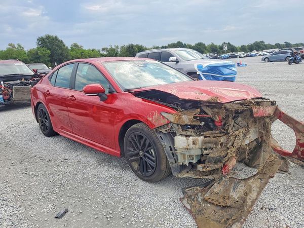 2025 TOYOTA CAMRY