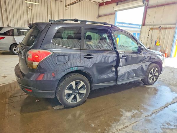 2018 SUBARU FORESTER Limited