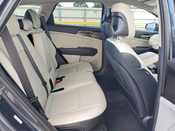 2023 KIA SPORTAGE