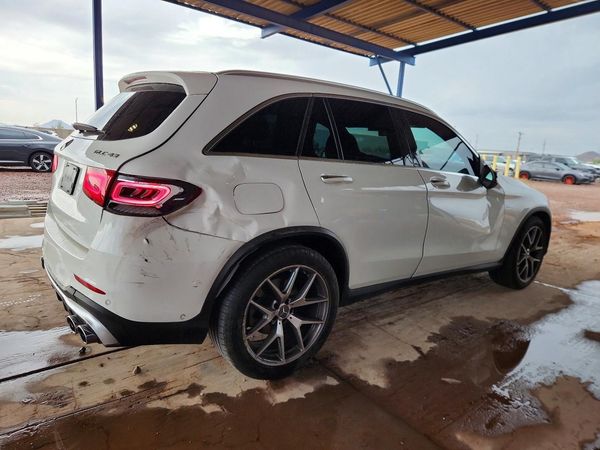 2022 MERCEDES-BENZ GLC