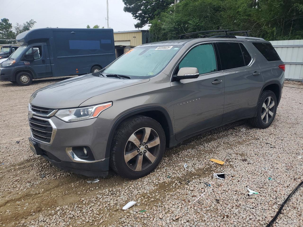 2018 CHEVROLET TRAVERSE LT — Front 3/4