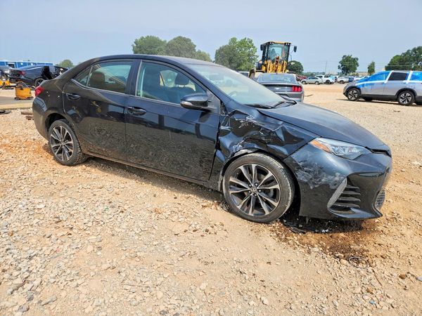2017 TOYOTA COROLLA