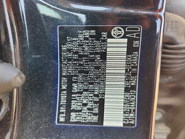2017 TOYOTA COROLLA