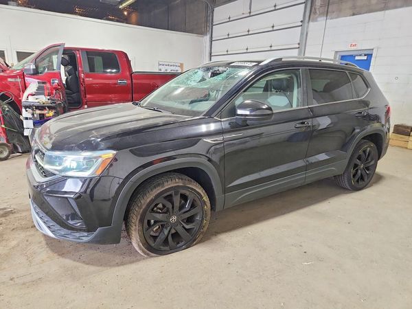 2022 VOLKSWAGEN TAOS