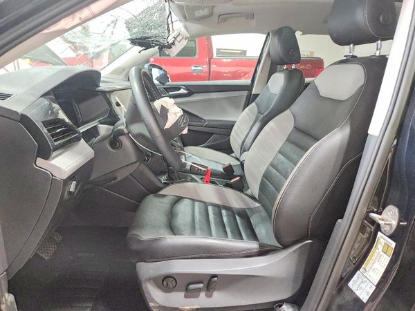 2022 VOLKSWAGEN TAOS