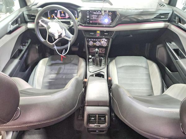 2022 VOLKSWAGEN TAOS