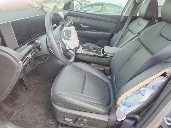 2026 HYUNDAI TUCSON SEL Convenience — DENT