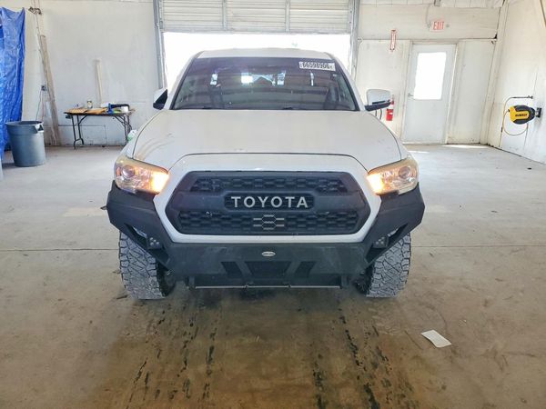 2018 TOYOTA TACOMA