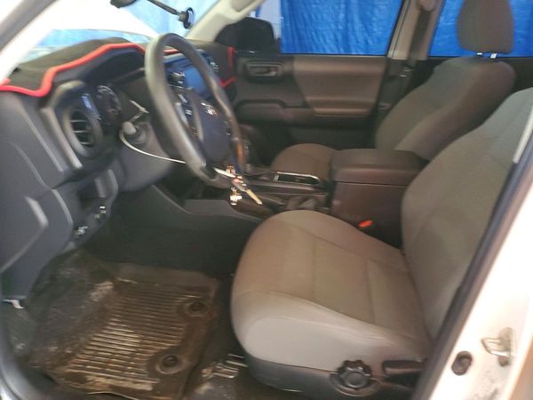 2018 TOYOTA TACOMA