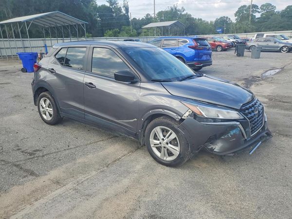 2024 NISSAN KICKS S