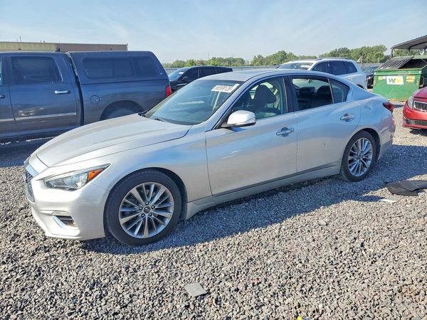 2018 INFINITI Q50