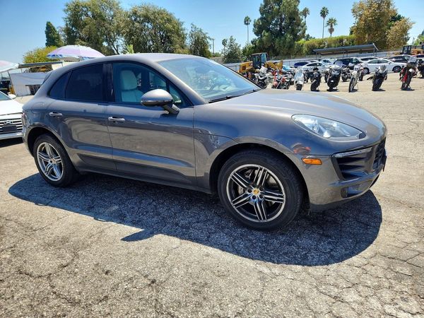 2018 PORSCHE MACAN Macan S