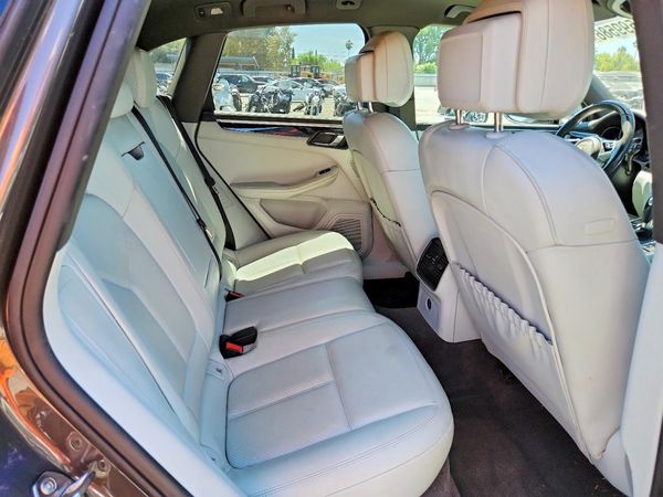 2018 PORSCHE MACAN Macan S