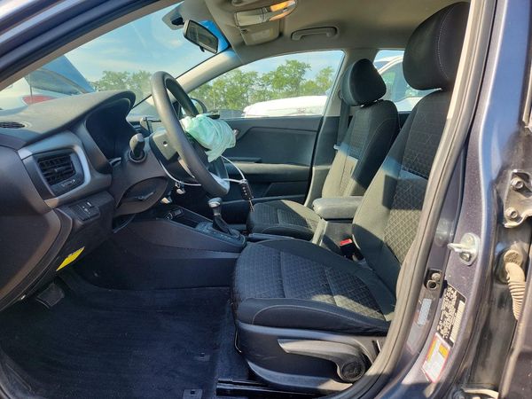 2020 KIA RIO 5-DOOR LX, S