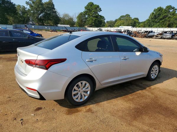 2021 HYUNDAI ACCENT