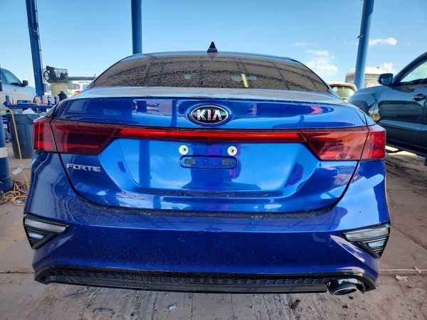 2020 KIA FORTE FE, LXS