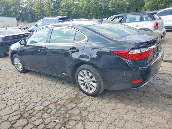 2015 LEXUS ES 300h