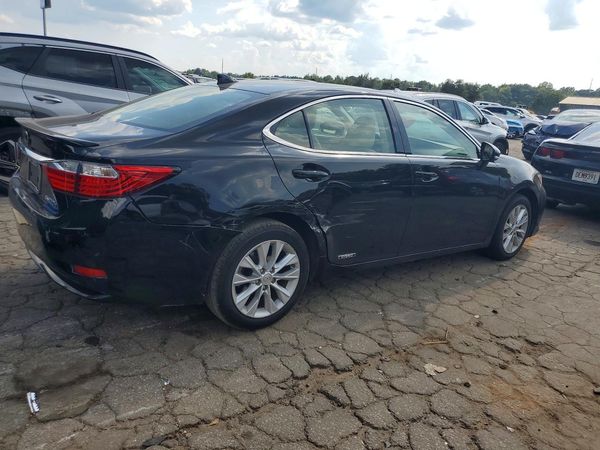 2015 LEXUS ES 300h