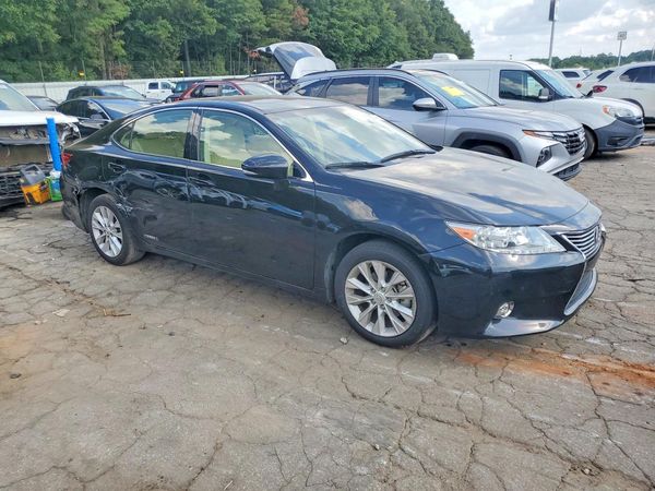 2015 LEXUS ES 300h