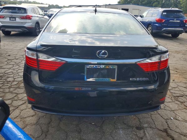 2015 LEXUS ES 300h