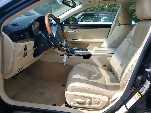2015 LEXUS ES 300h