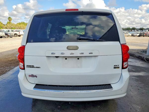2018 DODGE GRAND CARAVAN SXT — DIRR
