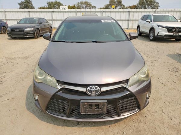 2016 TOYOTA CAMRY