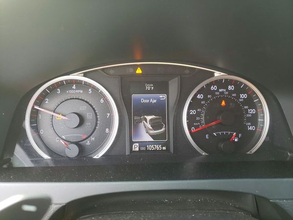 2016 TOYOTA CAMRY