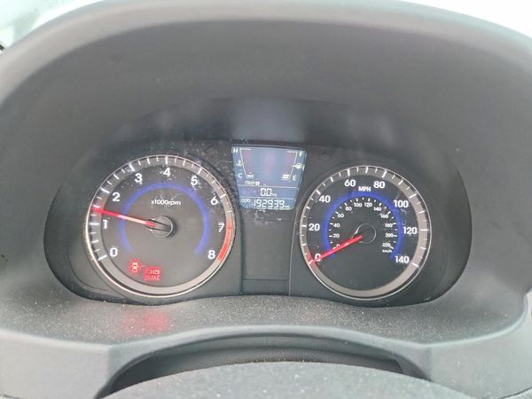 2013 HYUNDAI ACCENT GLS, GS