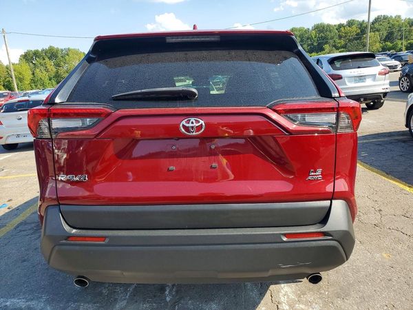 2019 TOYOTA RAV4 LE