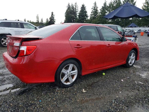 2013 TOYOTA CAMRY