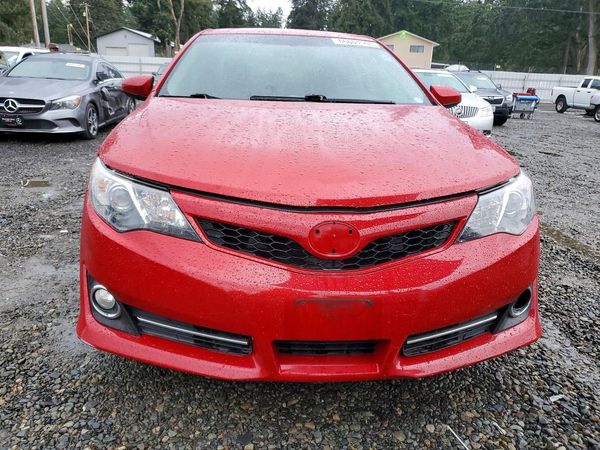 2013 TOYOTA CAMRY
