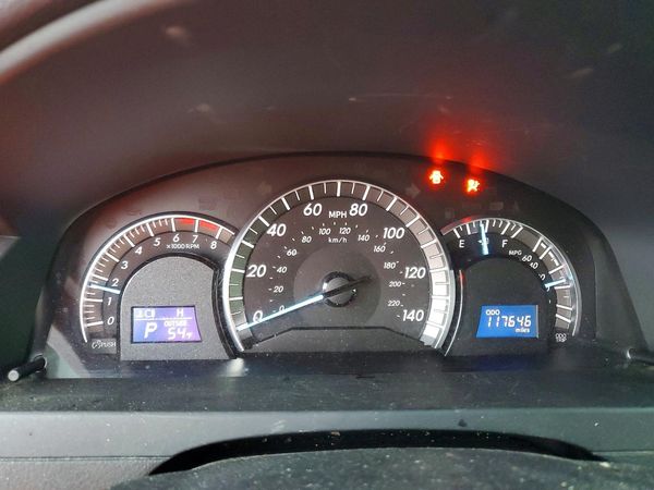 2013 TOYOTA CAMRY