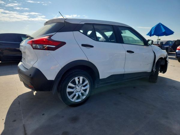 2020 NISSAN KICKS