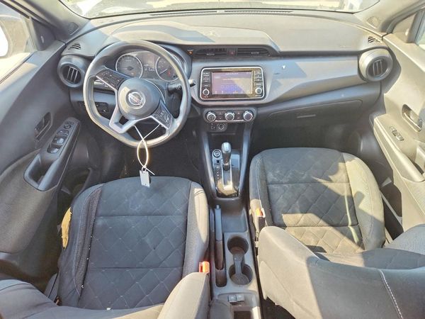 2020 NISSAN KICKS