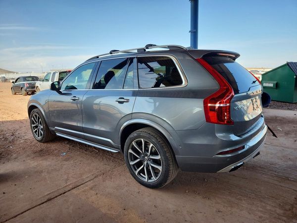 2016 VOLVO XC90