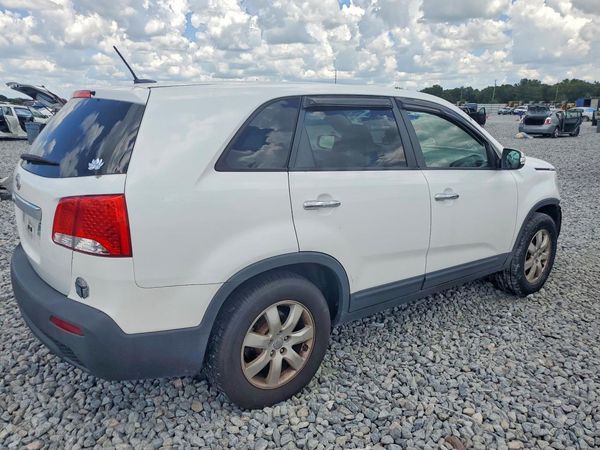 2013 KIA SORENTO