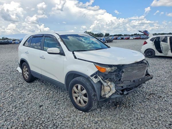2013 KIA SORENTO