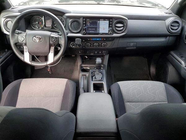 2022 TOYOTA TACOMA SR5