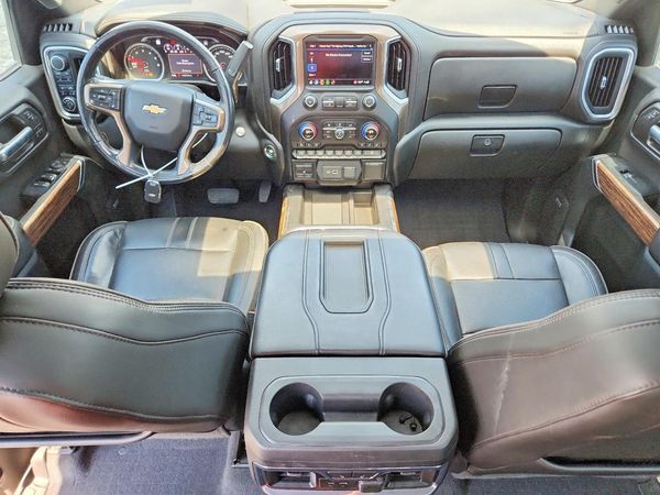 2019 CHEVROLET SILVERADO High Country