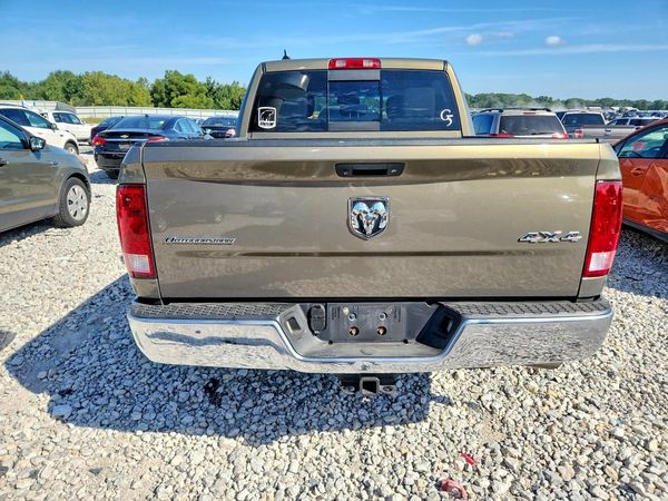 2014 RAM 1500 SLT