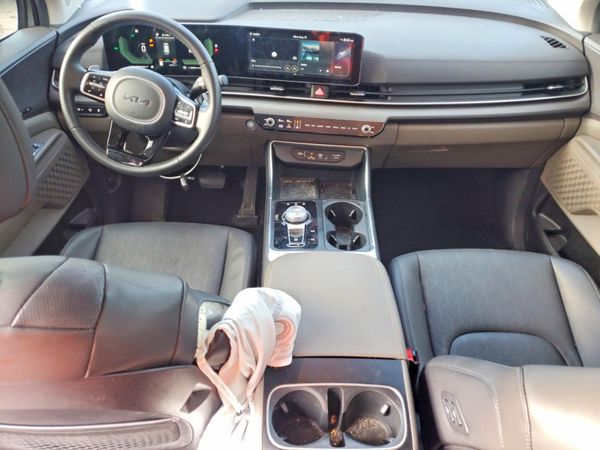 2025 KIA CARNIVAL