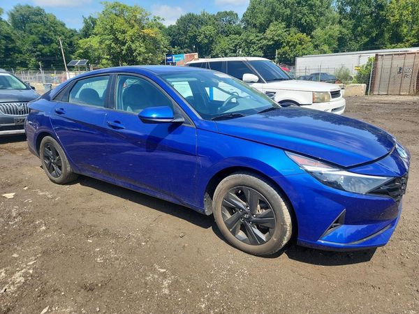 2023 HYUNDAI ELANTRA