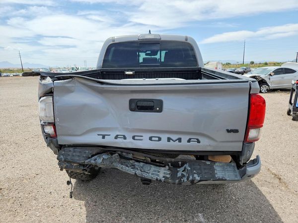 2019 TOYOTA TACOMA SR5