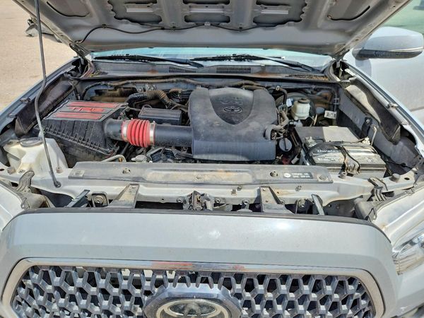 2019 TOYOTA TACOMA SR5
