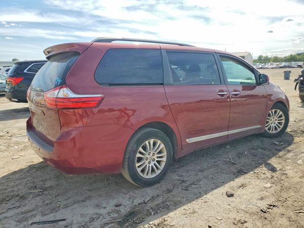 2015 TOYOTA SIENNA — PSRA