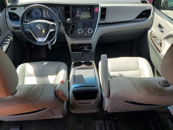 2015 TOYOTA SIENNA — CKPT