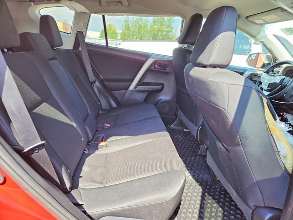 2016 TOYOTA RAV4